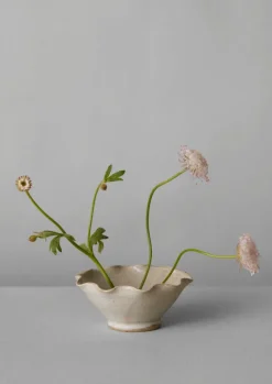Discount Alice Passingham Scalloped Flower Frog Decorative Pieces|Ceramics