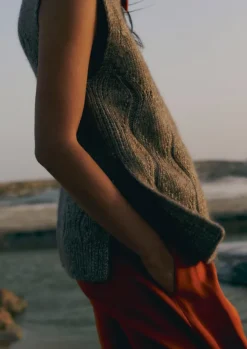 Cotton Alpaca Reverse Cable Tank Women Knitwear