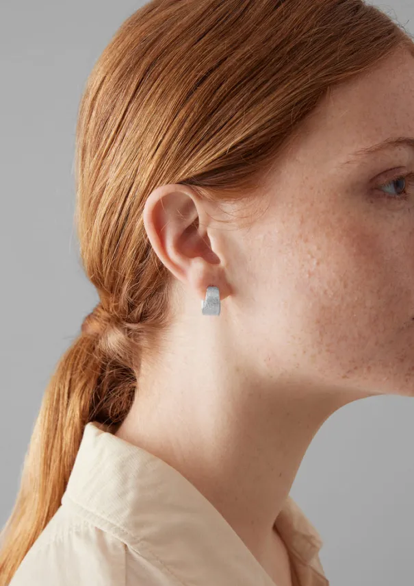 Best Emily Nixon Sculptural Hoop Earrings Women Jewellery