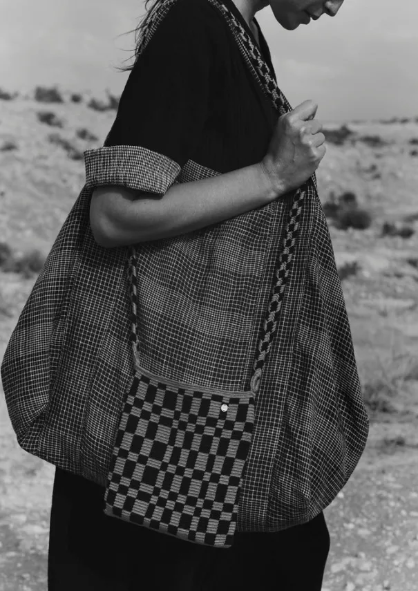 Etched Check Linen Bag Women Bags & Belts