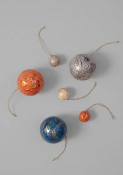 Best Hand Marbled Bauble Christmas Decorations