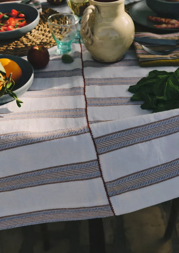 Hot Hand Woven Stripe Tablecloth Textiles|Kitchen