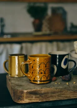 Hot Lily Pearmain Striped Mug Ceramics|Tableware