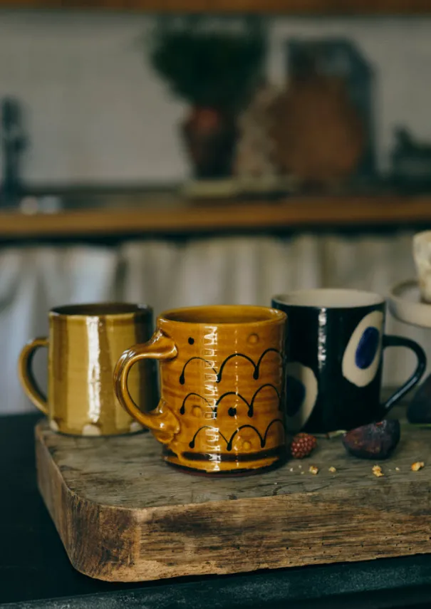 Hot Lily Pearmain Striped Mug Ceramics|Tableware