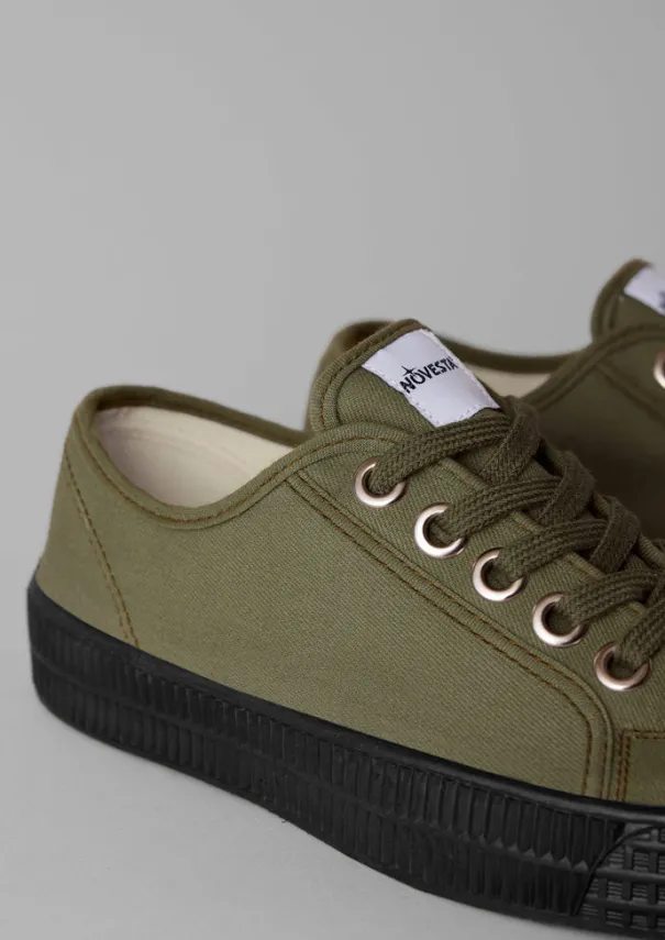 Outlet Novesta Star Master Plimsolls Women Trainers & Plimsolls