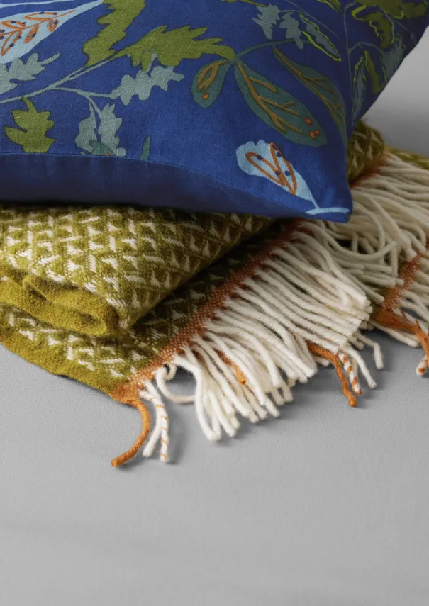 Trailing Foliage Linen Cushion Cover Textiles|Cushions & Covers