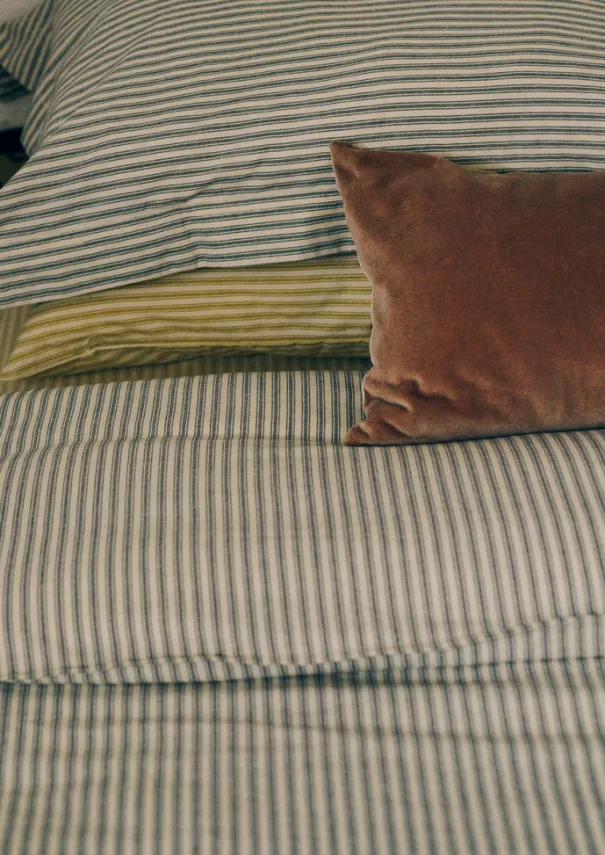 Outlet Velvet Bolster Cushion Textiles|Cushions & Covers